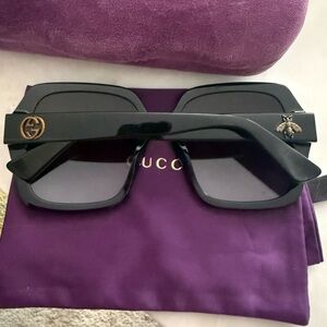 Gucci 54mm oversized square sunglasses with bee
